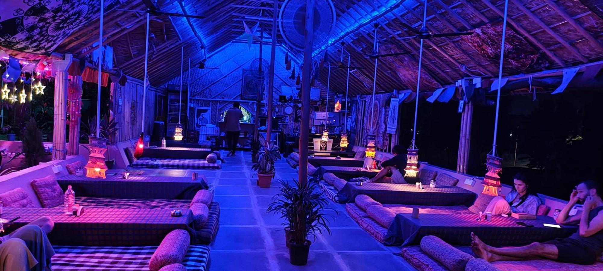 Om Shanti Om Home Stay & Cafe Hampi Exterior foto